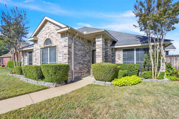 Lancaster, TX 75146,1317 Meadow Creek Drive