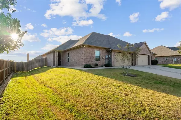 Granbury, TX 76049,544 Landry Court