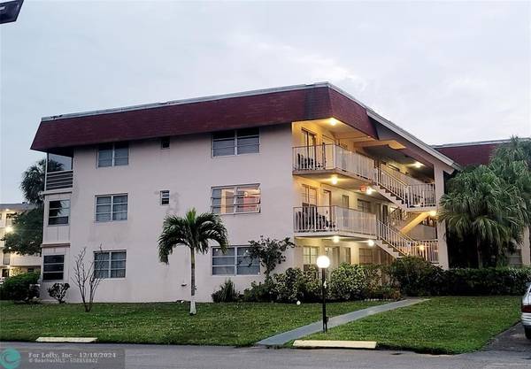 2901 NW 47th Ter  #247B, Lauderdale Lakes, FL 33313