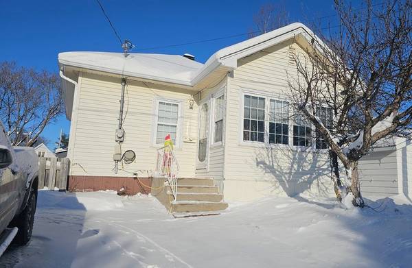 30 Fern AVE,  Timmins,  ON P0N 1H0