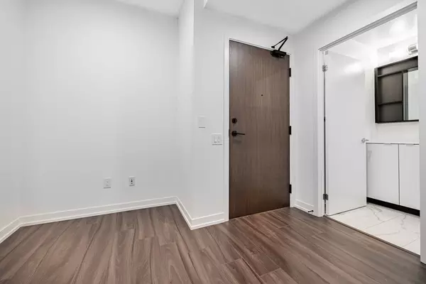 Mississauga, ON L5B 0L4,4065 Confederation Pkwy #3003