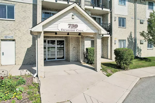 London, ON N5Z 4Y1,739 Deveron CRES #209