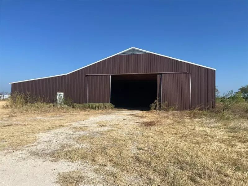 7560 County Road 1205, Rio Vista, TX 76093