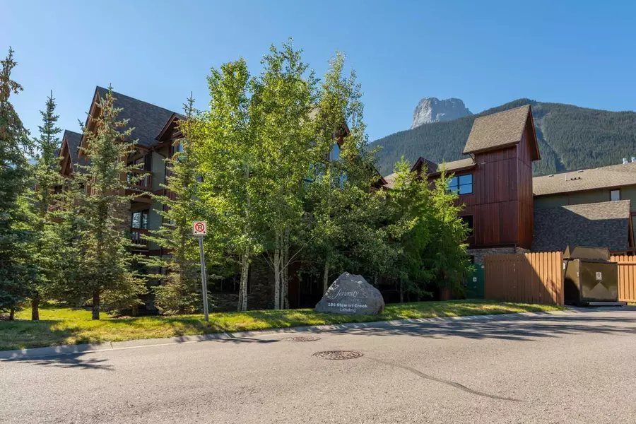 106 Stewart Creek Landing #316, Canmore, AB T1W 0G6