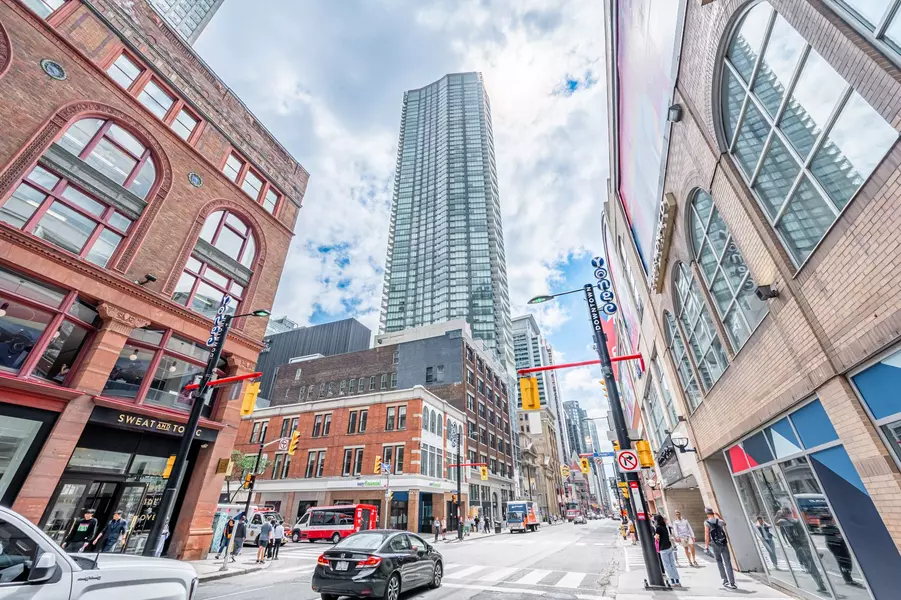 197 Yonge ST #1204, Toronto C08, ON M5B 1M4