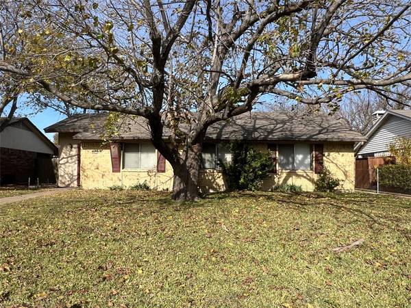 3037 Burning Tree Lane, Garland, TX 75042