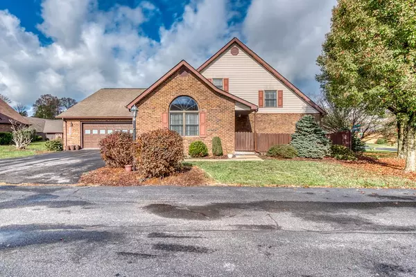 19294 Country Drive, Abingdon, VA 24211