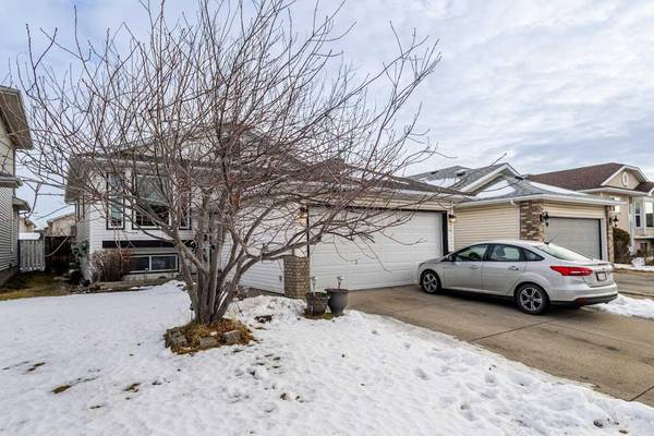 35 Applefield Close Southeast, Calgary, AB T2A 7P8