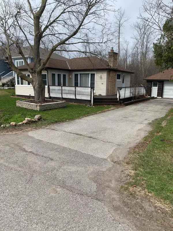 836 Norval RD, Georgina, ON L4P 3E9