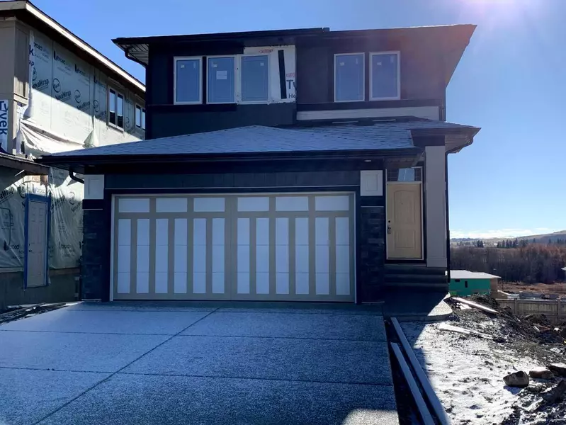 323 Creekstone HL Southwest, Calgary, AB T2X 5G3