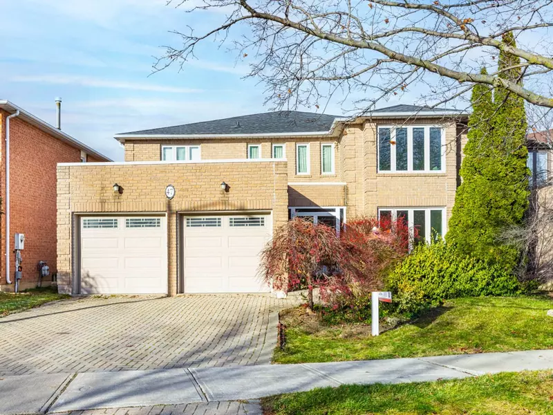 47 Miriam CRES, Richmond Hill, ON L4B 2P8