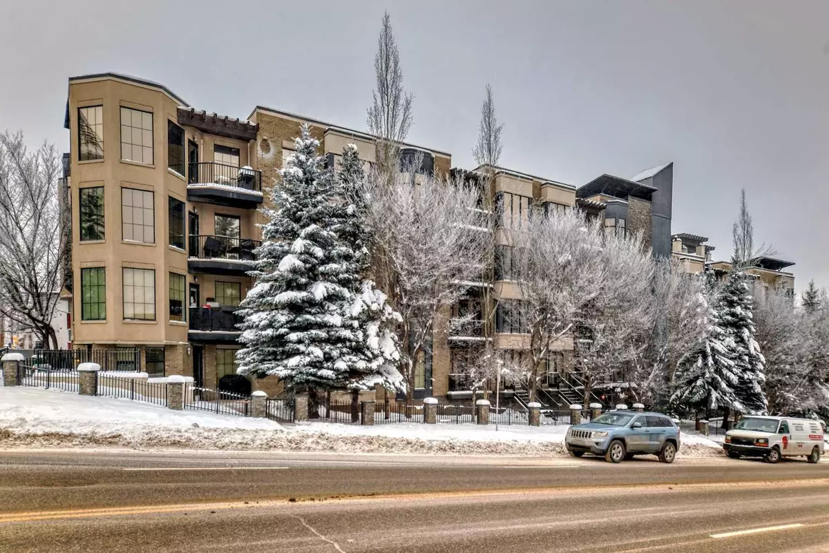 Calgary, AB T2T 3T5,2307 14 ST SW #10