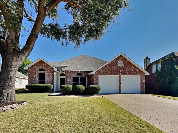 208 Overbrook Court, Rockwall, TX 75032