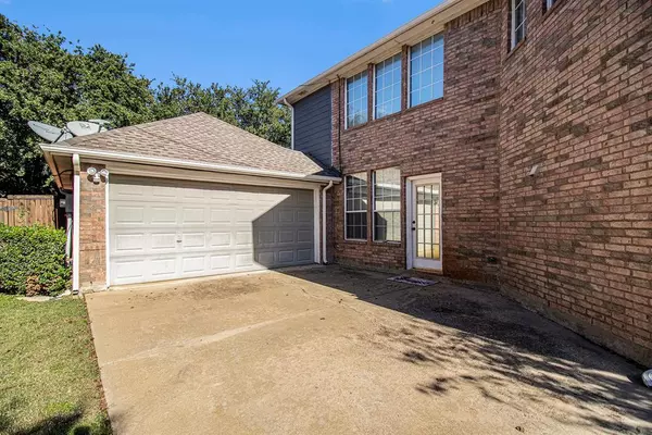 527 Southridge Way, Irving, TX 75063