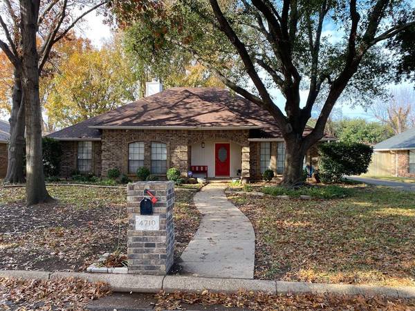 4710 Lake Park Drive, Arlington, TX 76016