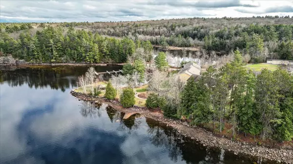 North Kawartha, ON K0L 1A0,1579 Anstruther Lake RD #18