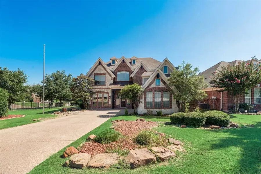 2714 Point View, Cedar Hill, TX 75104