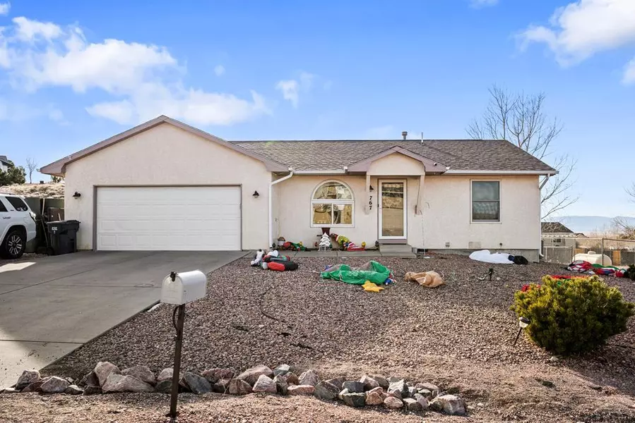 767 S Palomar Place, Pueblo West, CO 81007