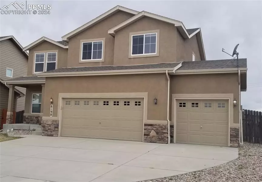 8198 Chasewood LOOP, Colorado Springs, CO 80908