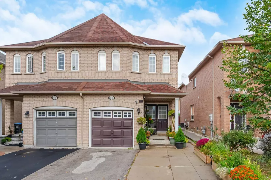 5625 Annabelle AVE, Mississauga, ON L5V 3A9