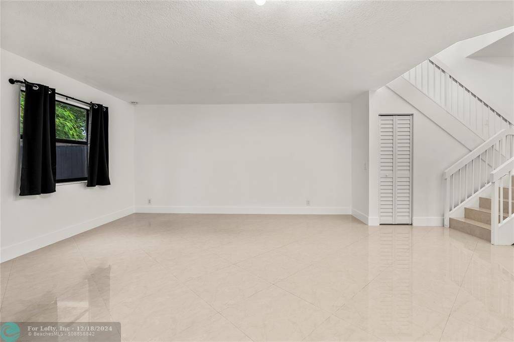 Deerfield Beach, FL 33442,231 NW 36th Ave #231