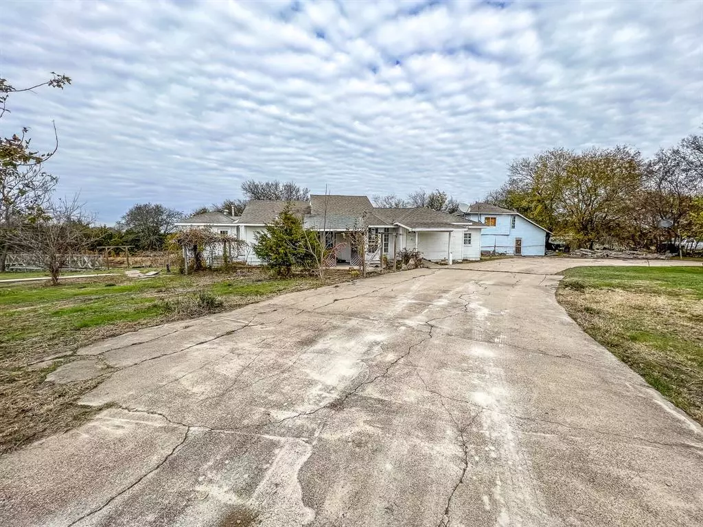 Princeton, TX 75407,10074 County Road 1110