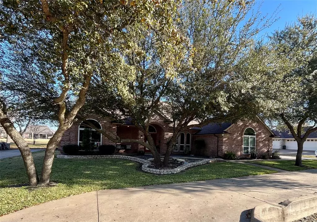 Granbury, TX 76049,5800 Nutcracker Drive