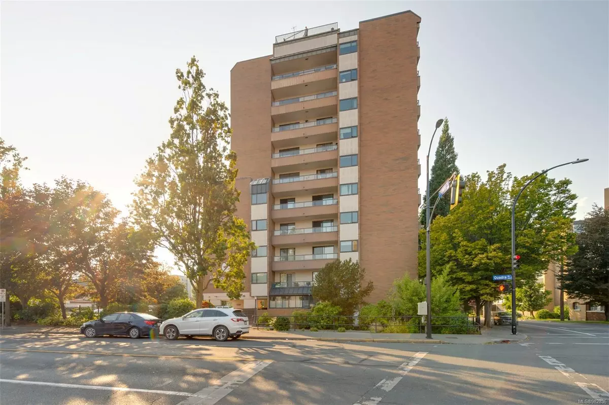 Victoria, BC V8W 3J5,1630 Quadra St #409