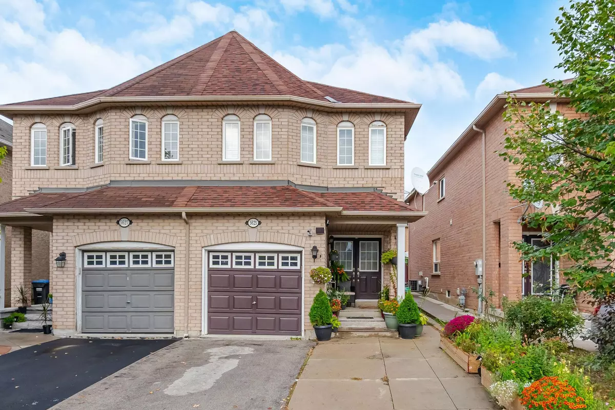 Mississauga, ON L5V 3A9,5625 Annabelle AVE