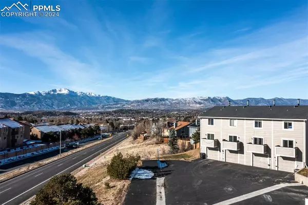 Colorado Springs, CO 80917,5317 Solar Ridge DR