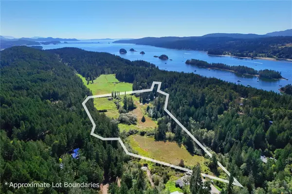 Salt Spring, BC V8K 2M1,121 Peregrine Way