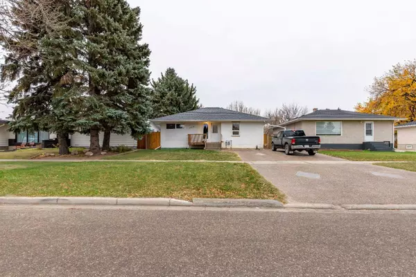 4816 51 AVE, Taber, AB T1G1H1