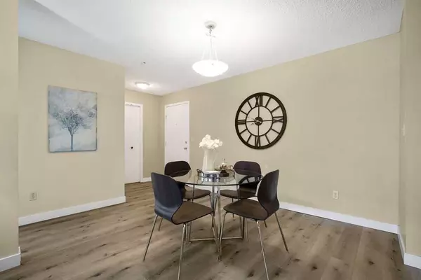 Calgary, AB T2Z 4M4,4975 130 AVE SE #1113