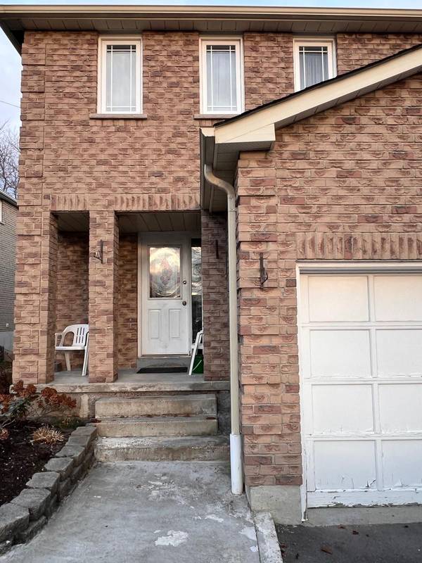 57 Herwitt CRES, Ajax, ON L1S 7A6