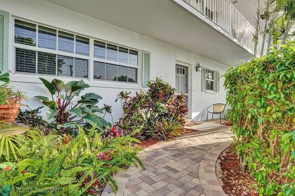 2820 NE 30  #5,  Fort Lauderdale,  FL 33306