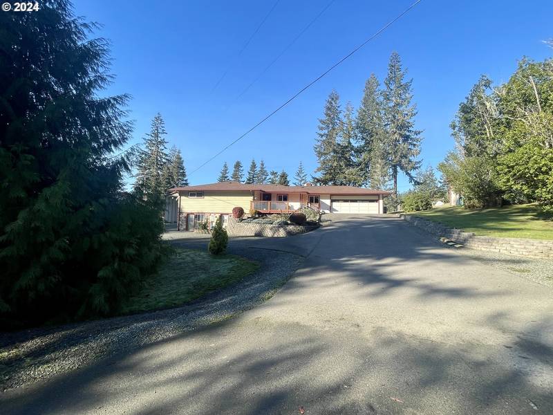 54866 ROBINSON RD, Coquille, OR 97423