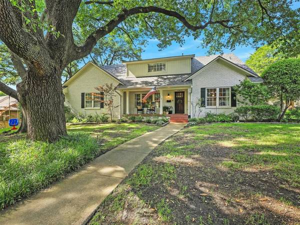 10835 Lochspring Drive, Dallas, TX 75218