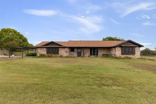 142 Jamar Drive, Weatherford, TX 76088