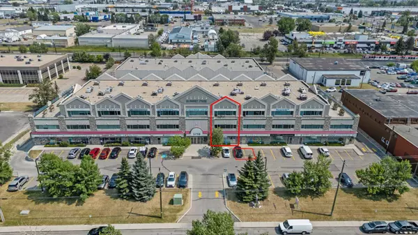 Calgary, AB T2H 0E8,5718 1A ST SW #114