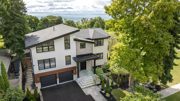 32 Lyme Regis CRES, Toronto E08, ON M1M 1E3