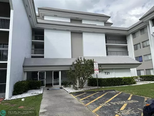 Plantation, FL 33324,721 N Pine Island Rd  #410