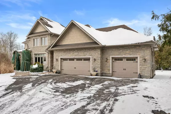 Manotick - Kars - Rideau Twp And Area, ON K4M 1M2,5785 Longhearth WAY