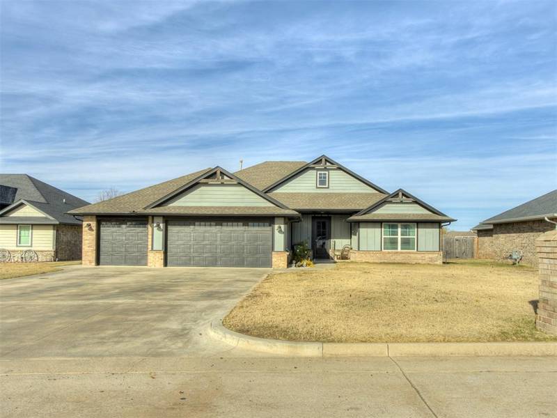 20641 Twisted Oak Road, Harrah, OK 73045