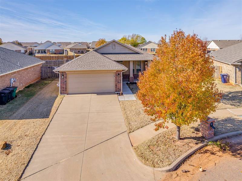 18213 Bonito Way, Edmond, OK 73012