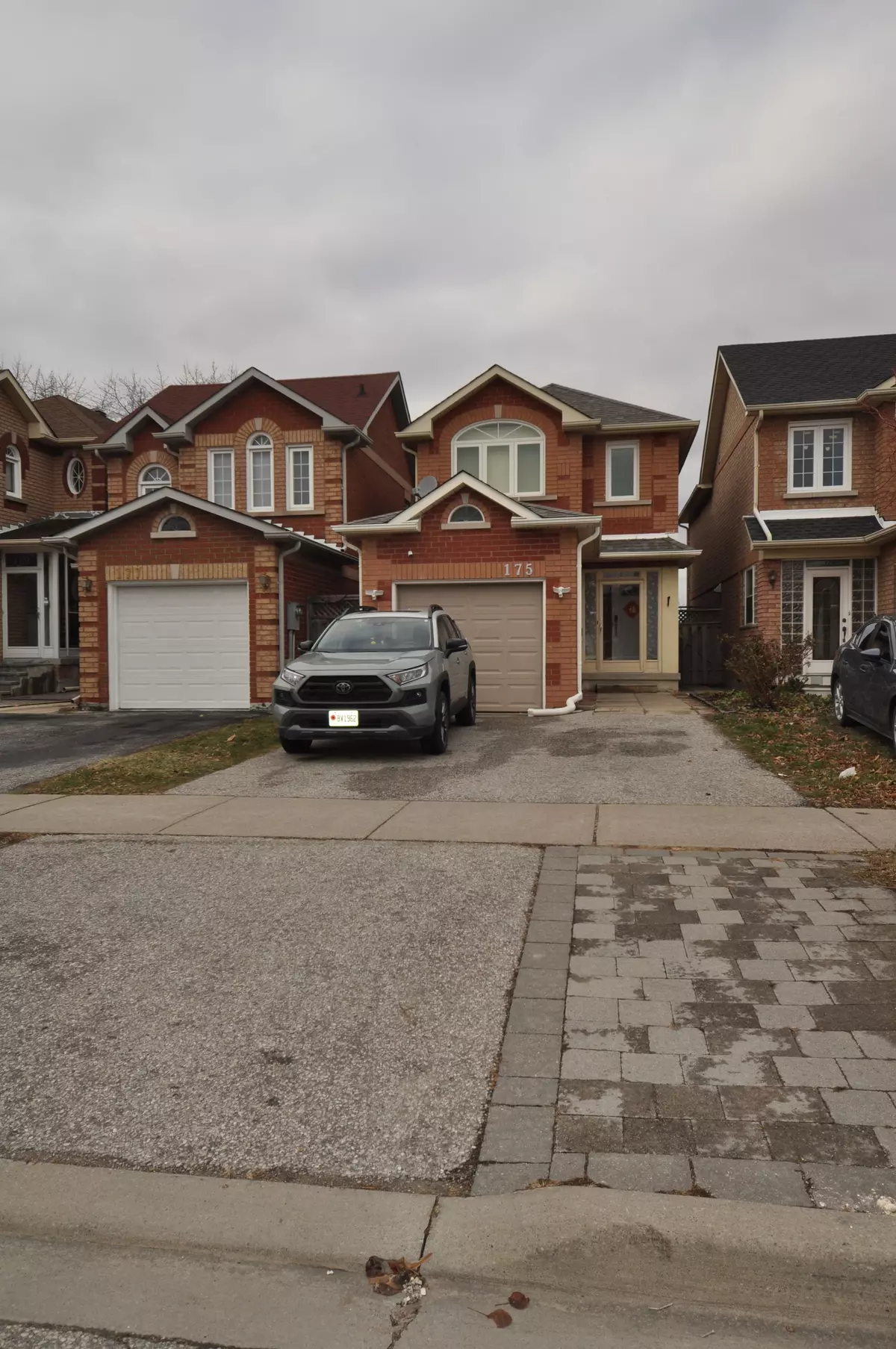 Markham, ON L3R 0V7,175 Milliken Meadows DR