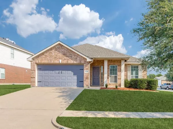 8205 La Frontera Trail, Arlington, TX 76002