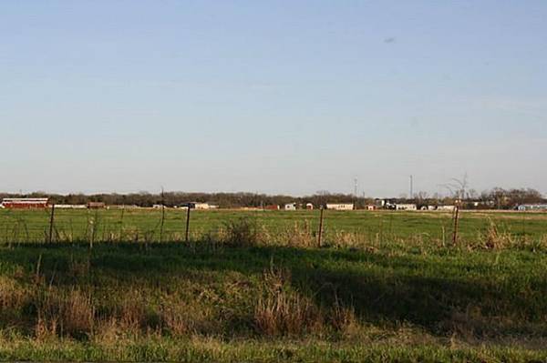 Terrell, TX 75161,21546 N Highway 34