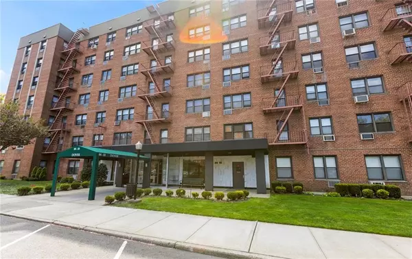 84-10 153rd AVE #6D, Howard Beach, NY 11414