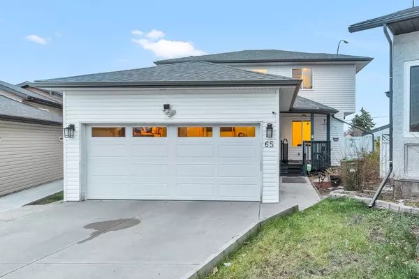 65 Martinview CRES NE, Calgary, AB T3J 2S5