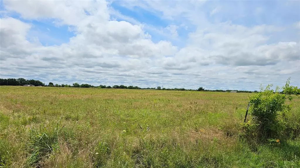 TBD Hwy 82, Ector, TX 75439